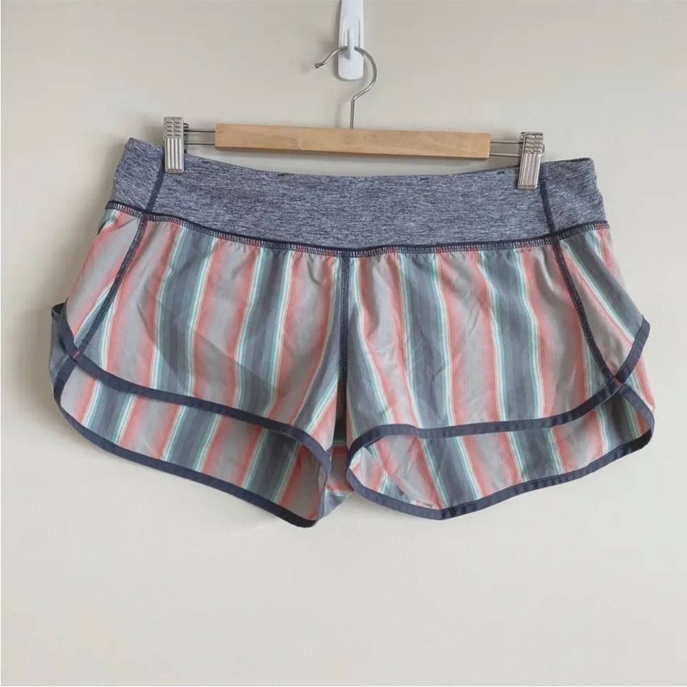 Lululemon Speed Short Alarming Ombre Vertical Stripe/Coal Sz 10